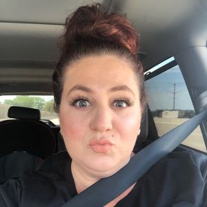 Meet your Posher, Marisa